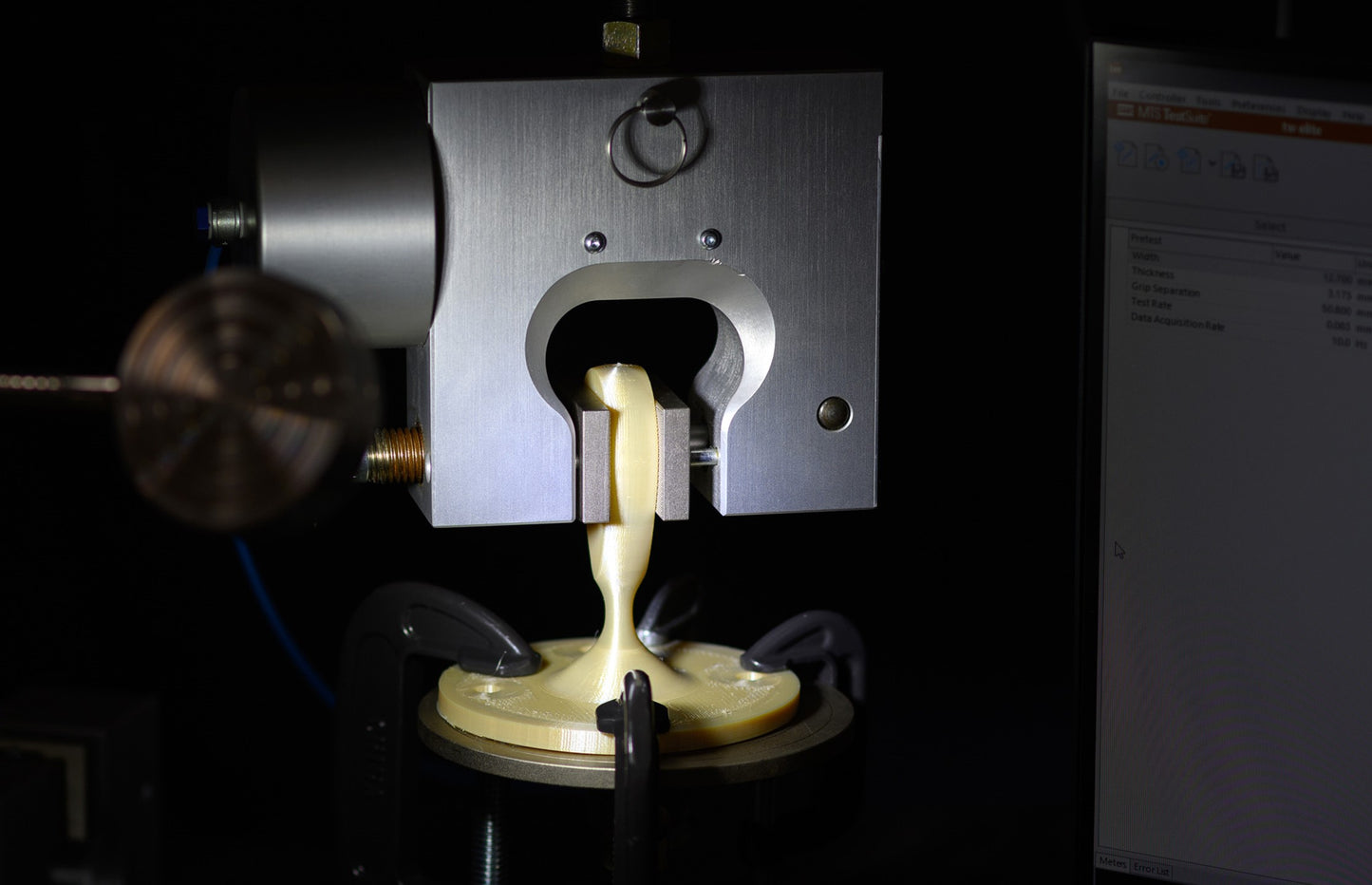 AON3D Hylo ™ High Temperature Industrial 3D Printer