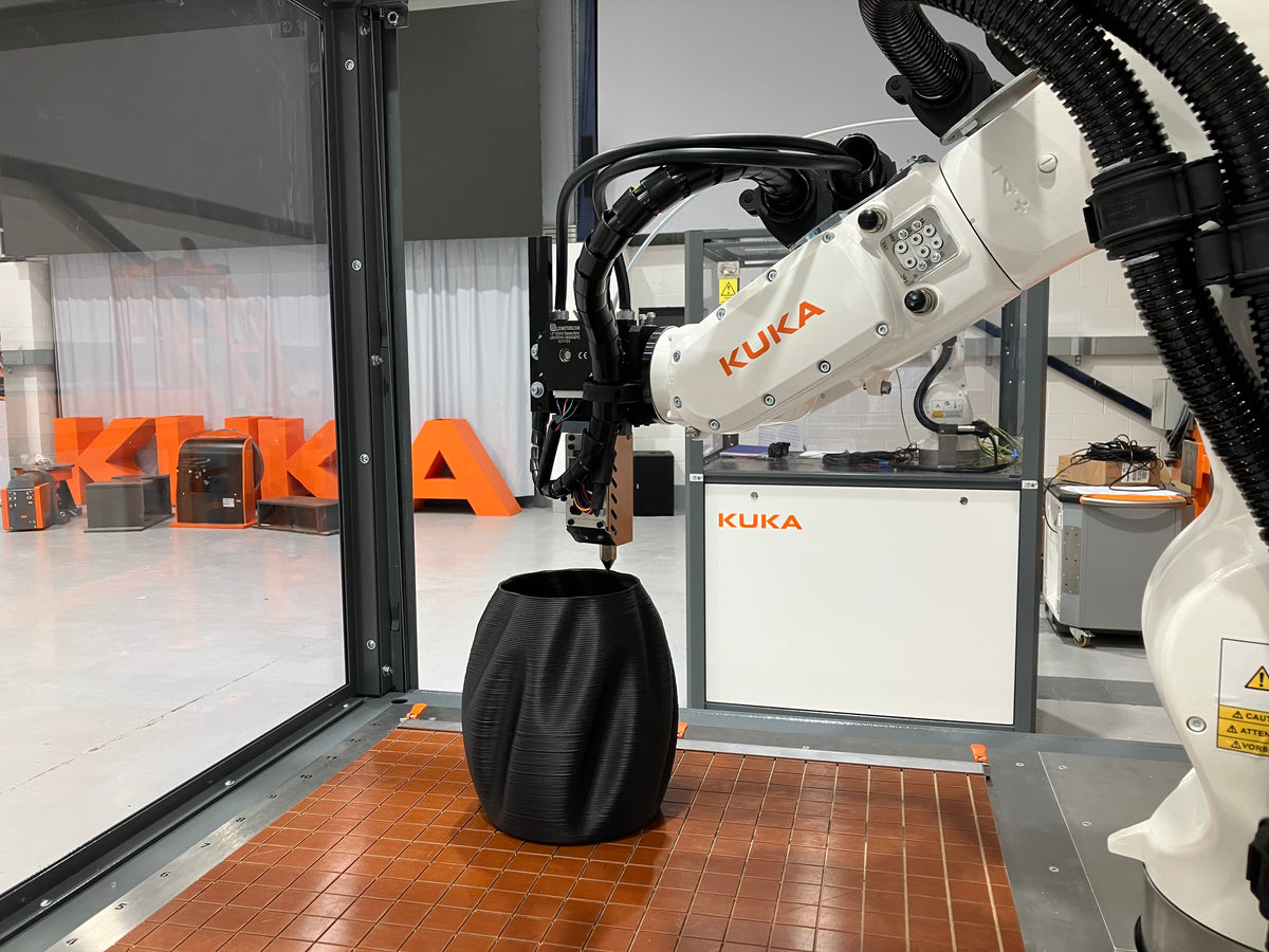 The KUKA AMCell_small